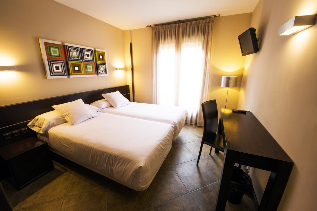 Standard Room,440635827:JPEG